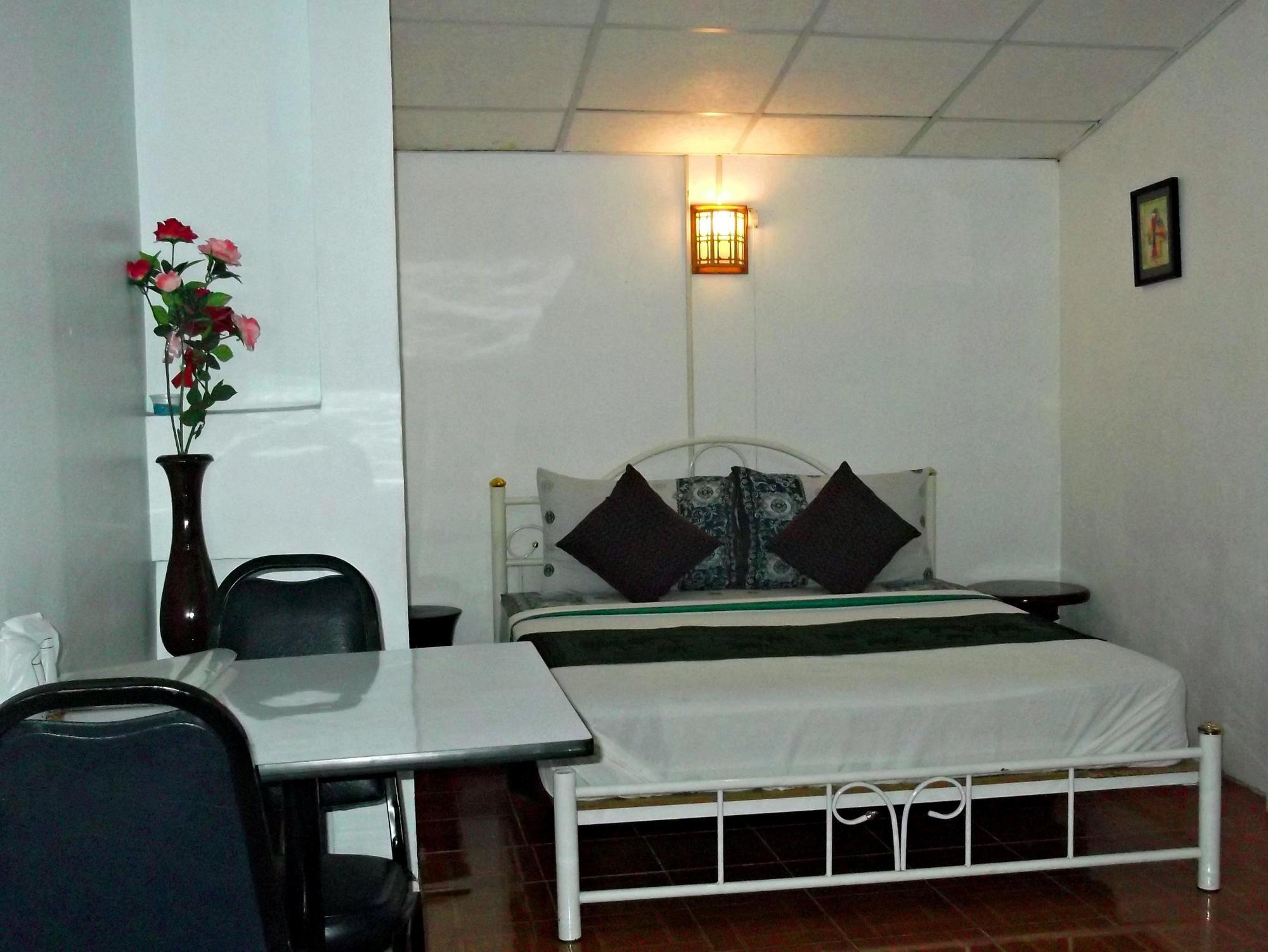 P.California Inter Hostel Nang Rong Luaran gambar